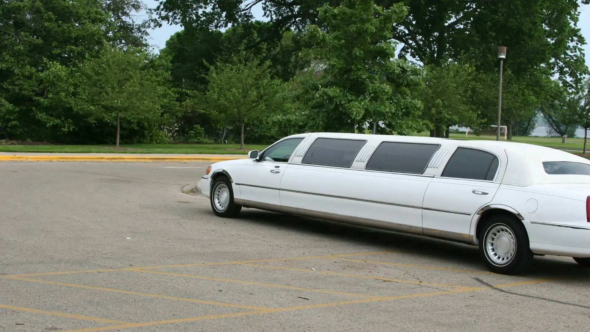 Limo Towing in ElPaso